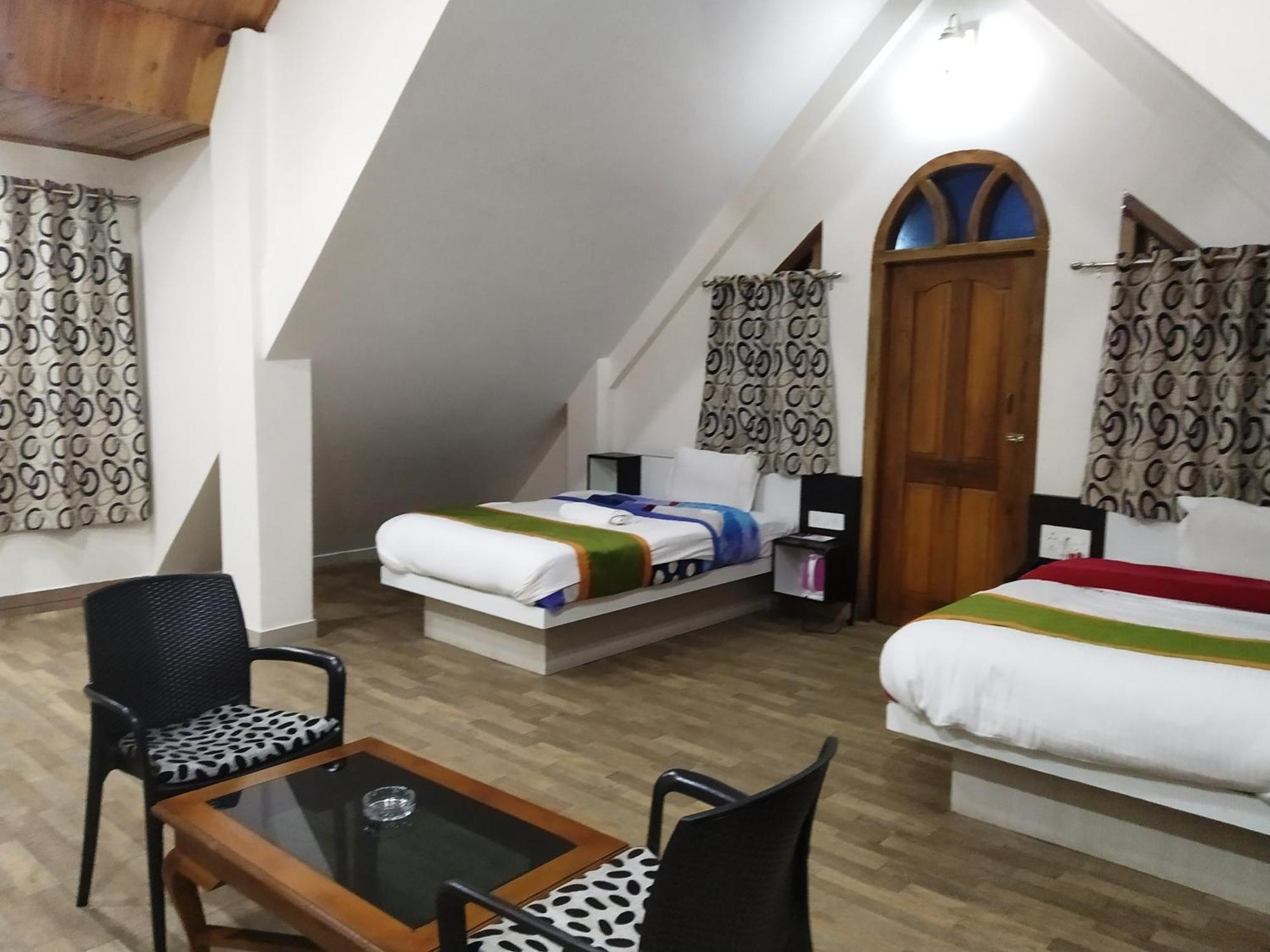 Ziro Palace Inn - A Boutique Hotel Hāpoli Esterno foto