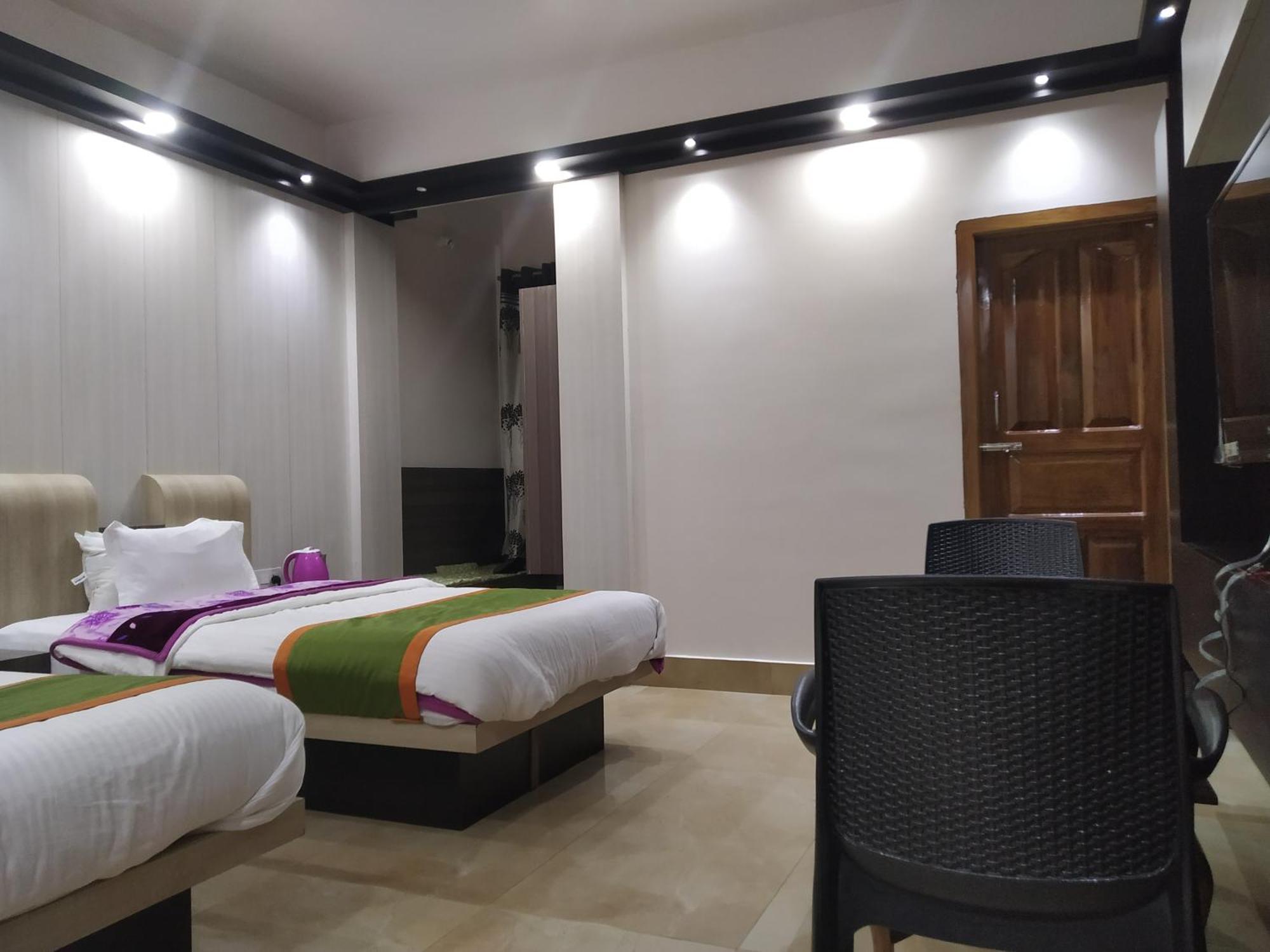 Ziro Palace Inn - A Boutique Hotel Hāpoli Esterno foto