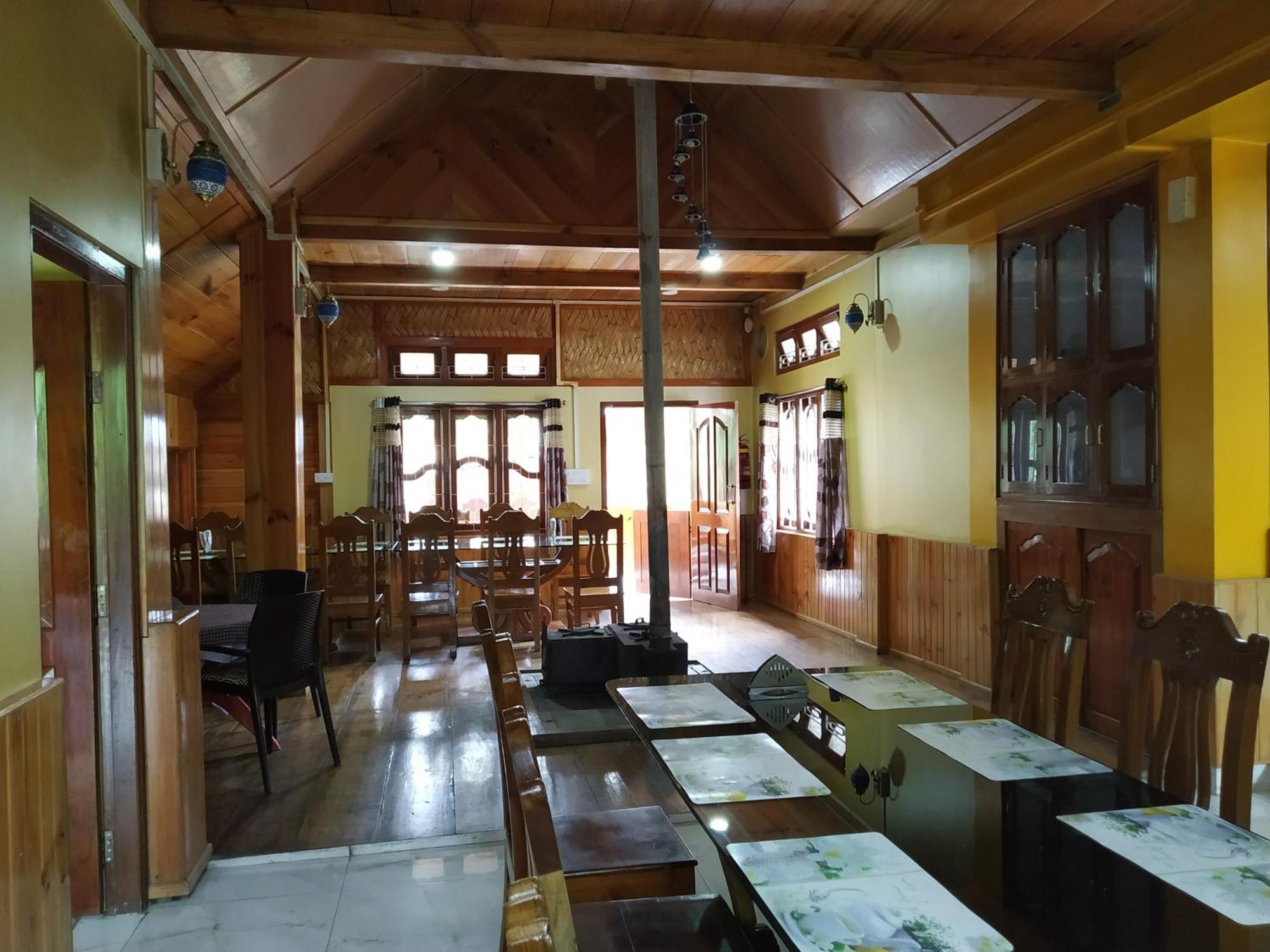 Ziro Palace Inn - A Boutique Hotel Hāpoli Esterno foto